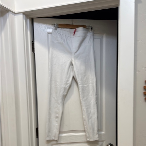 SPANX Denim - SPANX White Skinny Jeans Sleek Fit